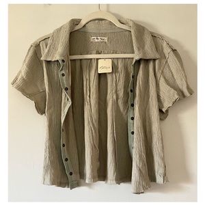 Free people sage green button down size medium NWT
